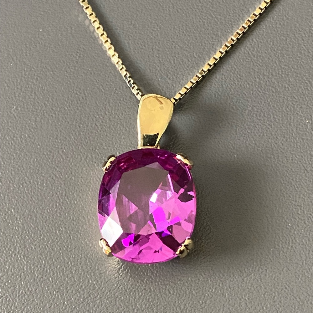 Vintage 925 Vermeil Pinkish/Purple Color Stone Pendant Necklace